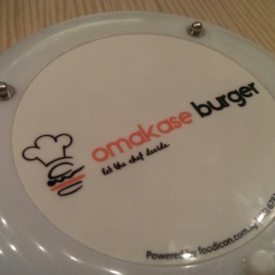 Photo taken at Omakase Burger by Benny Z. on 8/8/2013