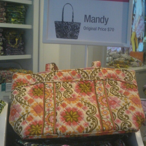 Vera Bradley Factory Outlet Pottstown, PA