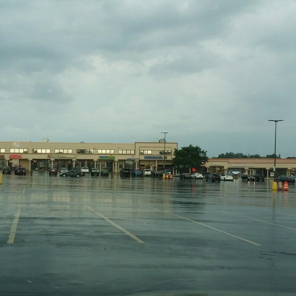 Prices Corner Shopping Center Shopping Mall