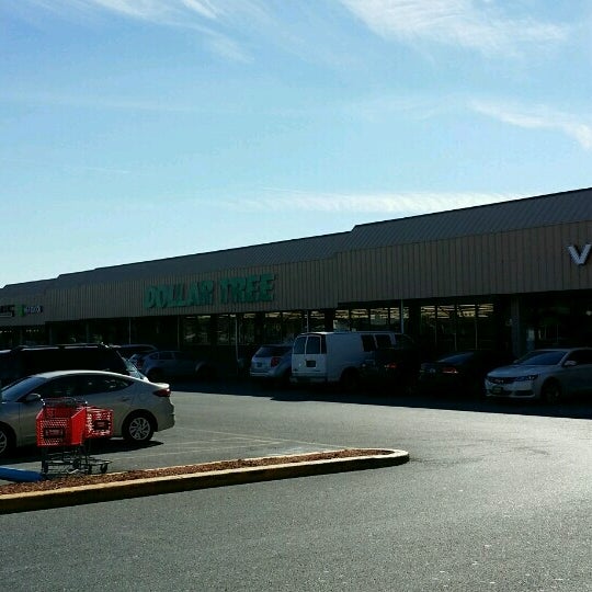 Penn Mart Shopping Center 1 tip