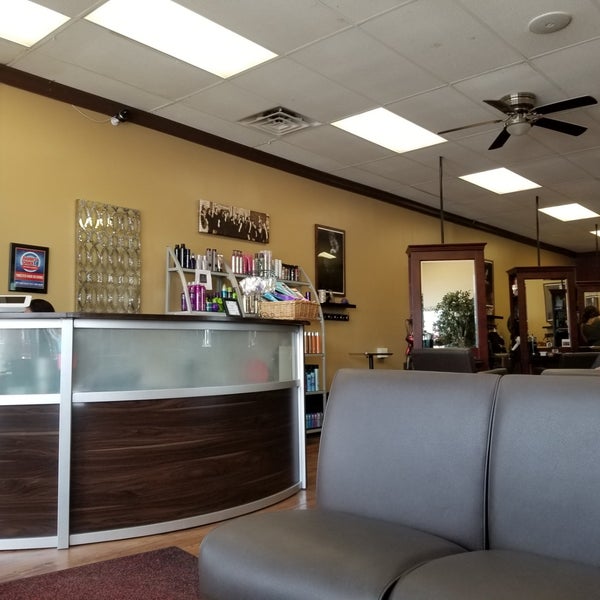 Photos At Twisted Hair Designs Salon Barbershop In Newark
