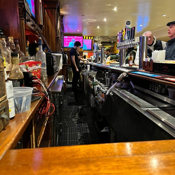 1/19/2022 tarihinde Vint L.ziyaretçi tarafından McHale&#39;s Bar &amp; Grill'de çekilen fotoğraf