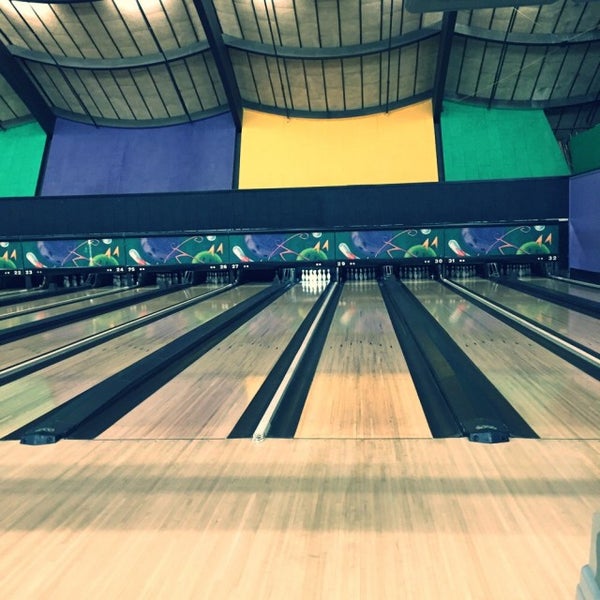 Photos At Cloverlanes Bowl 3 Tips From 444 Visitors