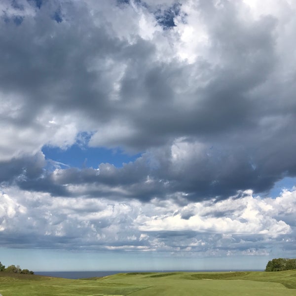 Photo taken at Arcadia Bluffs by Charles B. on 6/1/2017