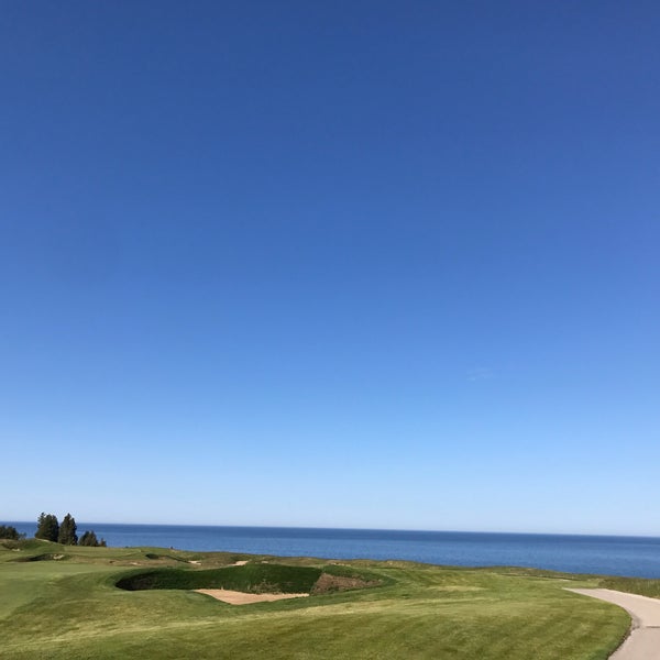 Photo taken at Arcadia Bluffs by Charles B. on 6/1/2017
