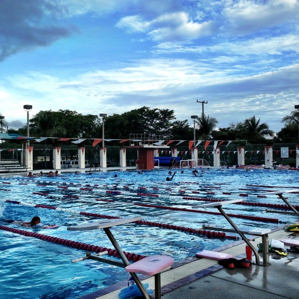 charles hadley park pool