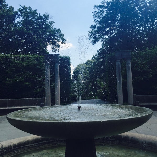 7/17/2016에 Mo G.님이 Brooklyn Botanic Garden에서 찍은 사진