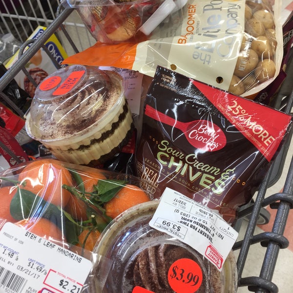 Market Basket Grocery Store in Fitchburg