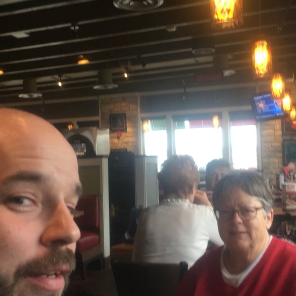 Photo taken at Chili&#39;s Grill &amp; Bar by This Is L. on 12/5/2018