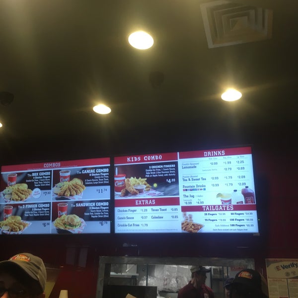 Photo taken at Raising Cane&#39;s Chicken Fingers by This Is L. on 7/7/2017