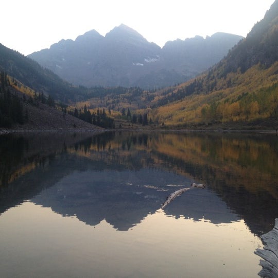 Photo taken at Maroon Bells Guide &amp; Outfitters by Jayme B. on 9/22/2012