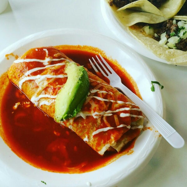 Photos at El Gallo Giro Mexican Restaurant in Lynwood