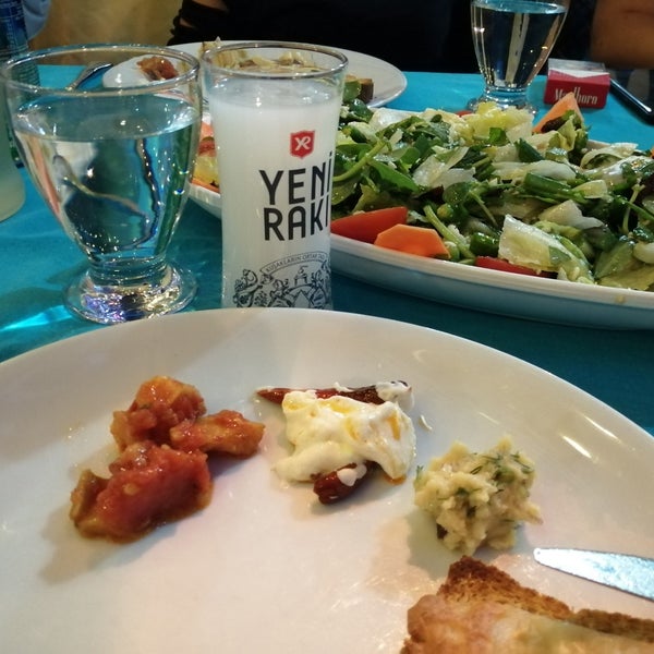Photo taken at Ali Usta Balık Restaurant by Hatice H. on 4/27/2019