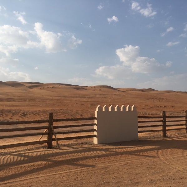 Foto scattata a Desert Nights Camp Al Wasil da Andjo S. il 10/25/2018