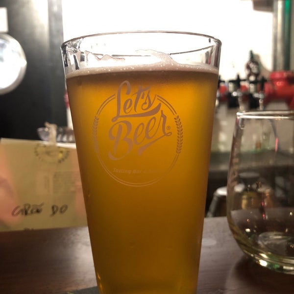 10/4/2019 tarihinde Aurelio F.ziyaretçi tarafından Let&#39;s Beer'de çekilen fotoğraf