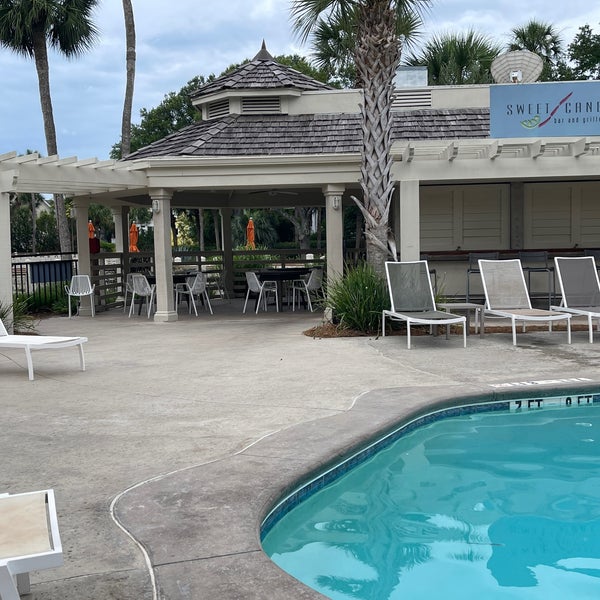 Sweet Cane Bar & Grille Hotel Bar in Hilton Head Island