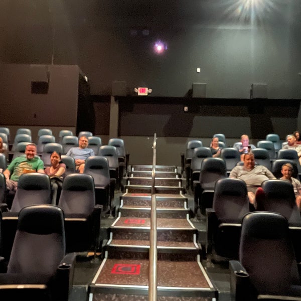 Amc Voorhees Reclining Seats Two Birds Home