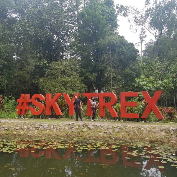 Foto tirada no(a) Skytrex Adventure Park por HildaHanafi em 3/3/2018