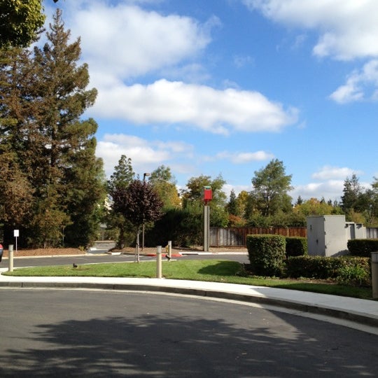 10/25/2012 tarihinde sj 💋ziyaretçi tarafından Courtyard by Marriott San Jose Cupertino'de çekilen fotoğraf
