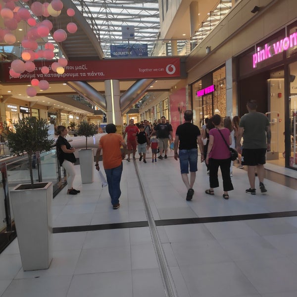 9/8/2022 tarihinde Jenny S.ziyaretçi tarafından The Mall Athens'de çekilen fotoğraf