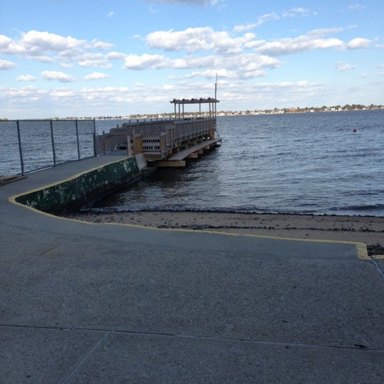 Manhem Beach Club Throgs Neck 101 visitors