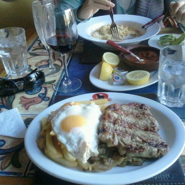 8/24/2013 tarihinde Ronald L.ziyaretçi tarafından Restaurante Los Ganaderos'de çekilen fotoğraf