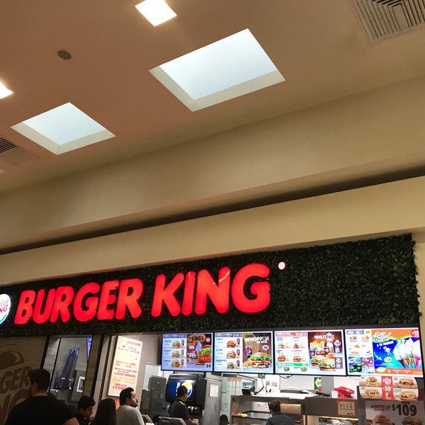 las hamburguesas de Burger King dan “ carnes “ que parecen de juguete por su tamaño tan ridiculo.