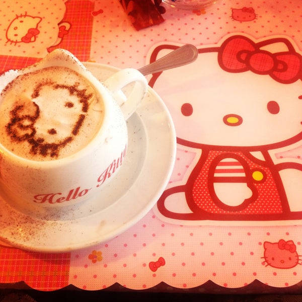 Sweet times at Hello Kitty Cafe. Thank you, @fabmeetsbrooklyn, for sharing  this supercute photo! 💖 Be sure to tag your photos with…