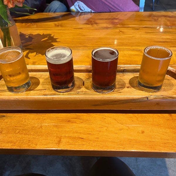 Photo taken at Dog Rose Brewing Co. by Jessica D. on 11/19/2022