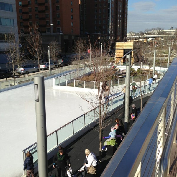 Photo taken at Canal Park Ice Rink by sacha J. on 1/6/2013