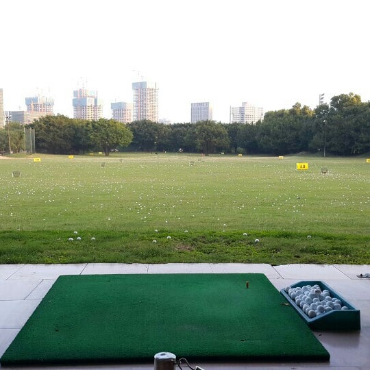 深圳大学高尔夫练习场 Shenzhen University Golf Driving Range ゴルフコース