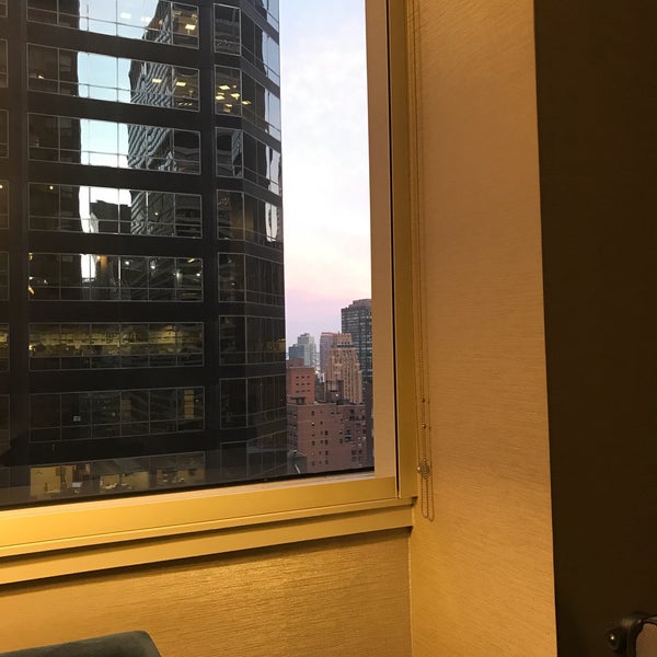 Photo taken at Courtyard by Marriott New York Manhattan/Midtown East by Edison M. on 9/21/2017