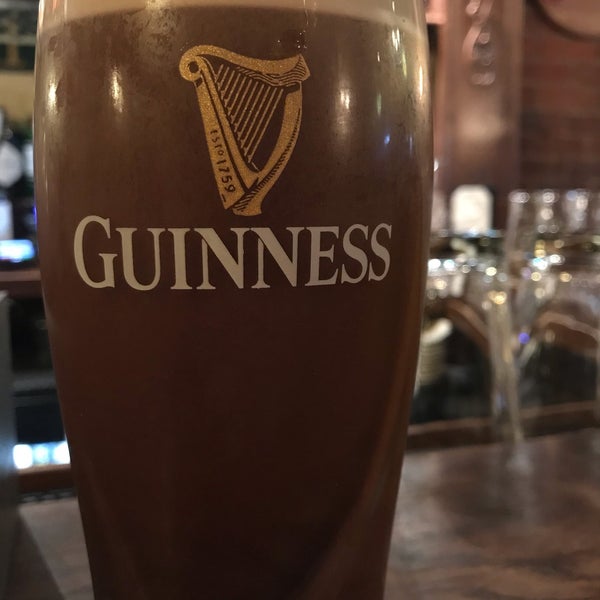 Foto tirada no(a) Galway Bay Irish Restaurant por Edison M. em 1/19/2019