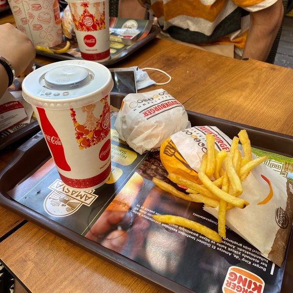 Foto scattata a Burger King da Sng ⭐. il 7/7/2021
