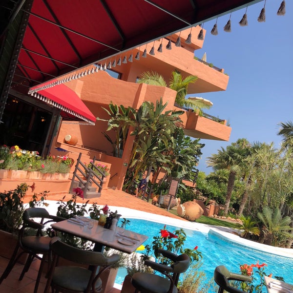 Foto diambil di Kempinski Hotel Bahía oleh sattams1 8. pada 8/19/2018