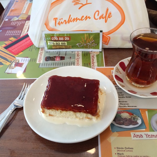 รูปภาพถ่ายที่ Türkmen Cafe โดย ArZum A. เมื่อ 5/4/2016