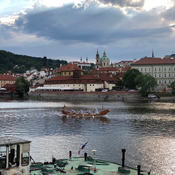 Foto scattata a Prague Venice Boat Trips - Pražské Benátky da Pavel M. il 5/15/2018
