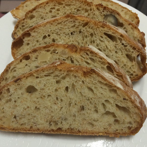 Pão integral com fermentação natural. ❤️