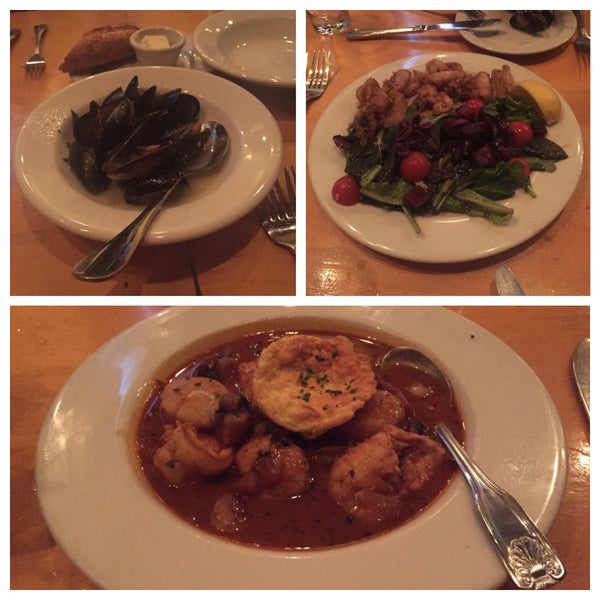 Foto scattata a Marica Restaurant da Clint A. il 11/25/2015