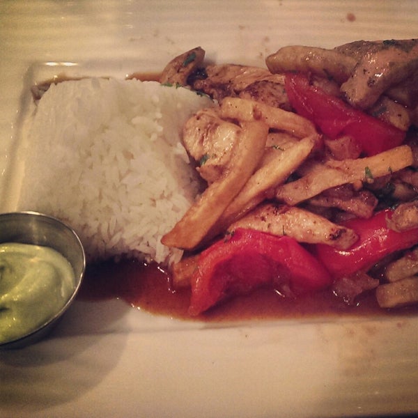 Photo taken at Sazón - Peruvian Cuisine by Julia R. on 10/27/2014