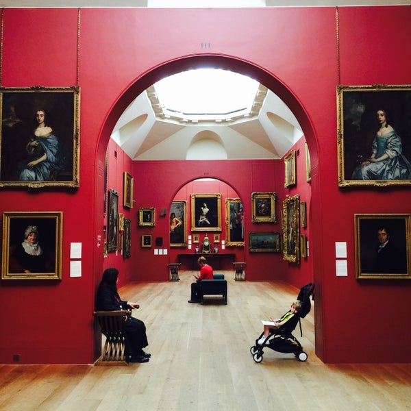 Photo taken at Dulwich Picture Gallery by Simon C. on 7/9/2016