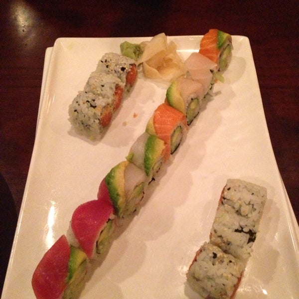 Photo taken at Sakura (Sushi &amp; Hibachi Steak House) by Natalie on 12/28/2013