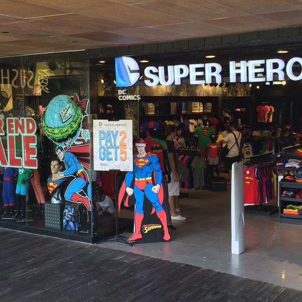 DC Comics Super Heroes - Kabupaten 