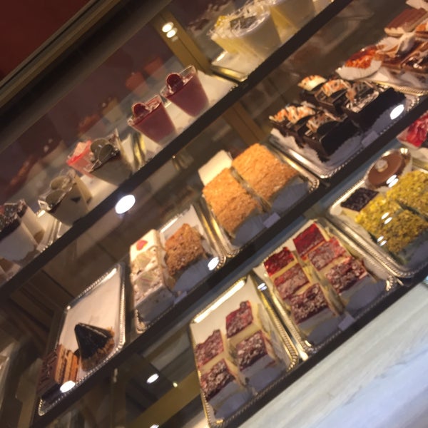 Photos At مخابز وحلويات بابا خباز Bakery