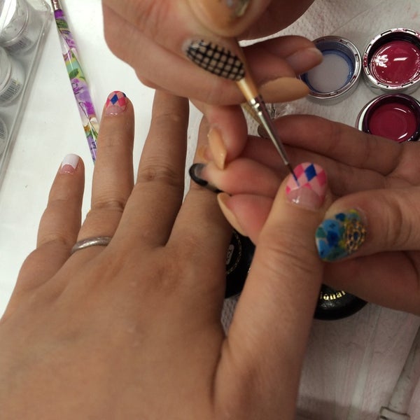 Photos At Karan Coron Nail ヨドバシカメラ横浜店 Nail Salon In 横浜市西区 Photos At Karan Coron Nail ヨドバシカメラ横浜店 Nail Salon In 横浜市西区