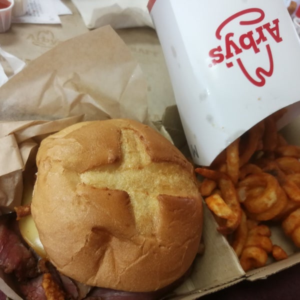 Arby's Fast Food Restaurant in Amherst
