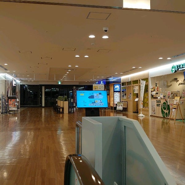 Photos A シーマークスクエア Centre Commercial A 日立市