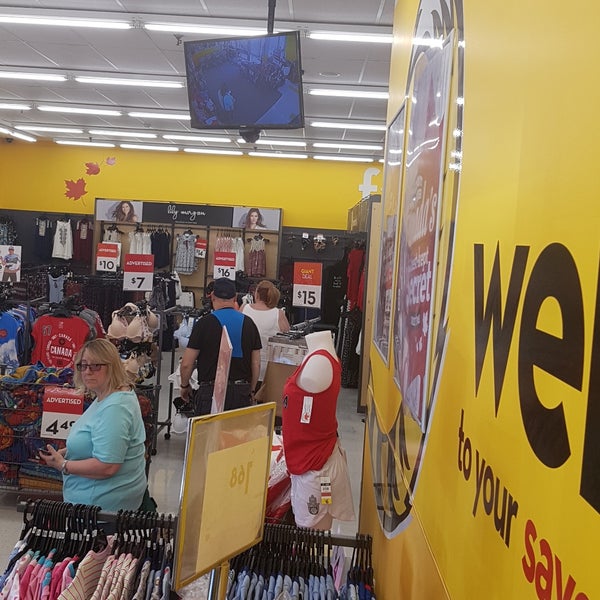 Giant Tiger Department Store in Scarborough