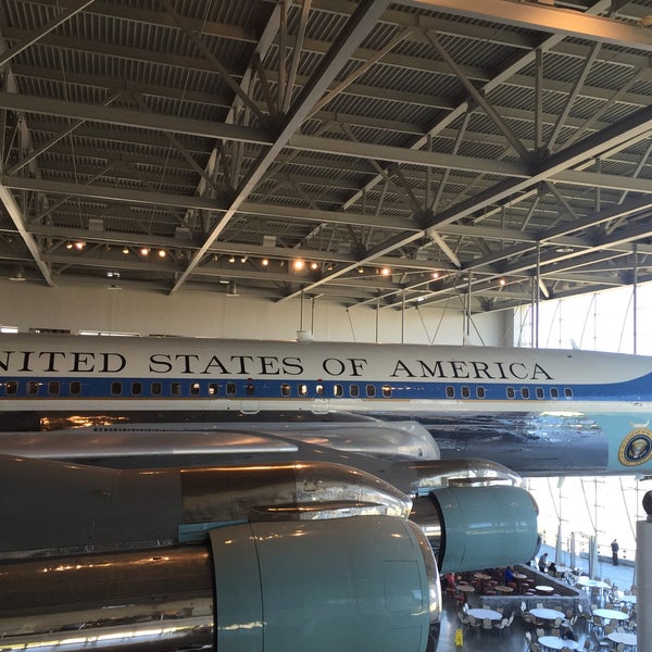 Photo taken at Air Force One Pavilion by pearjok p. on 4/23/2016