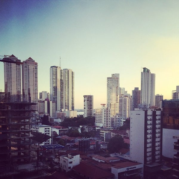 2/19/2015 tarihinde Pablo B.ziyaretçi tarafından Bristol Panamá'de çekilen fotoğraf